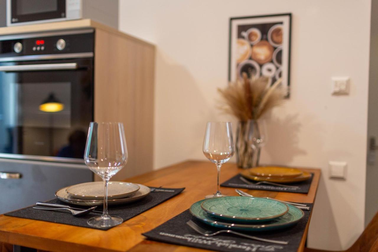 Soulscape Apartments Loft Zwickau Citycenter Mit Tg-Stellplatz, Magenta-Tv Und Klima エクステリア 写真